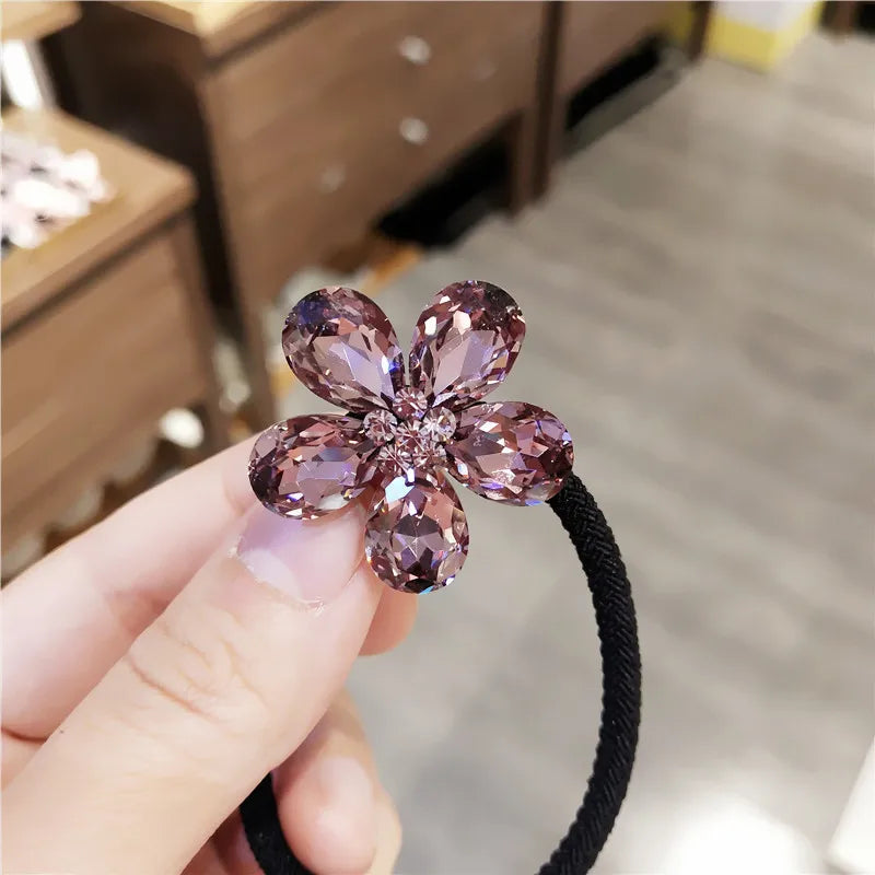 Fresh Crystal Flower Hair