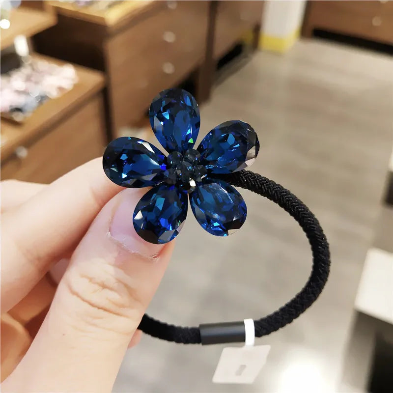 Fresh Crystal Flower Hair