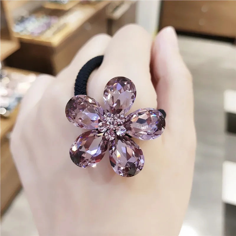 Fresh Crystal Flower Hair